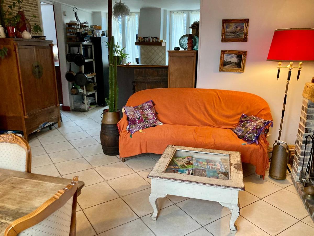 L Annonce N Est Pas D Actualite Ne Pas Prendre De Reservation Villa Saint-Fargeau  Exterior photo