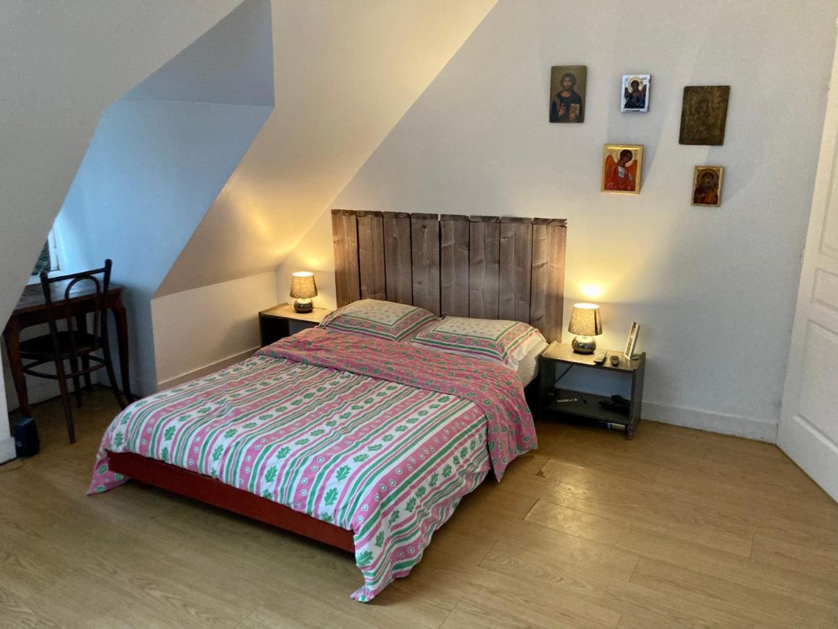 L Annonce N Est Pas D Actualite Ne Pas Prendre De Reservation Villa Saint-Fargeau  Exterior photo